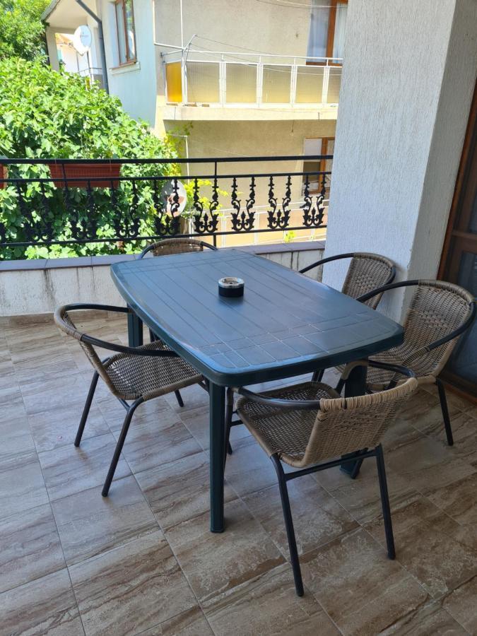 Guest House Katina Balchik Luaran gambar