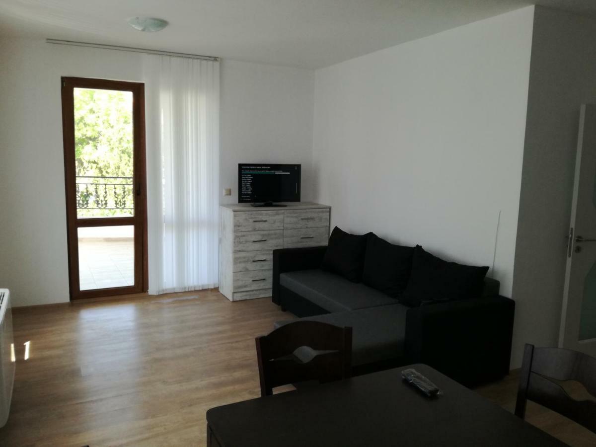 Guest House Katina Balchik Luaran gambar